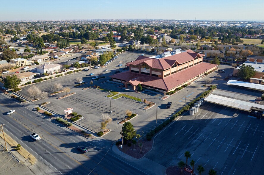 More Photos Of 2400 Trawood Dr, El Paso Medical For Lease