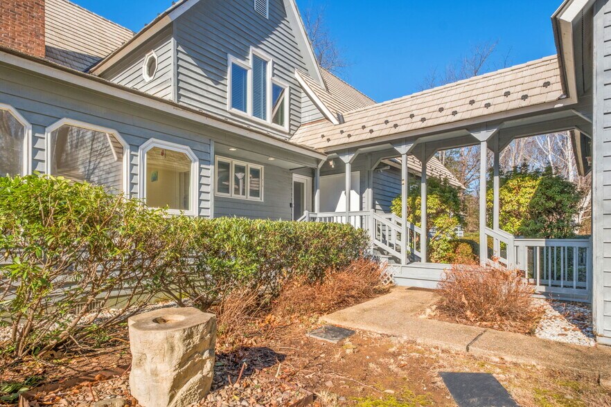 More Photos Of 112 Blue Chickory Ln, Nellysford Specialty For Sale