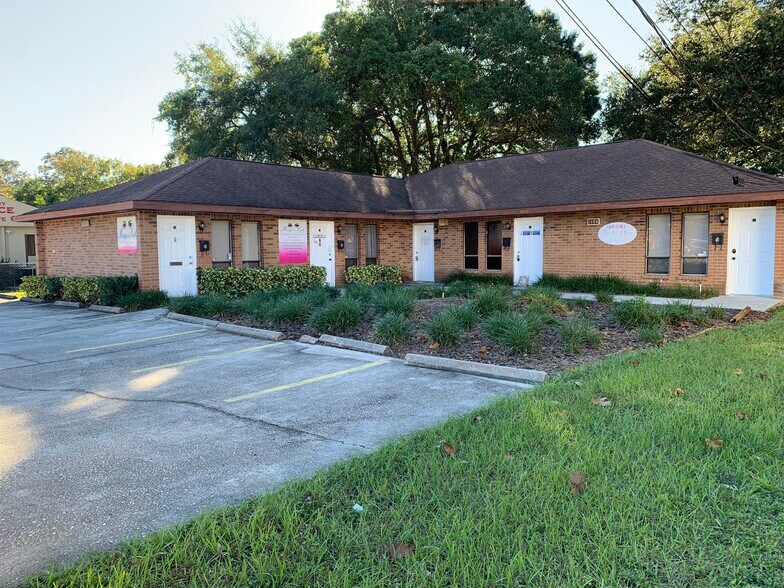 More Photos Of 1104 N Parsons Ave, Brandon Office For Sale