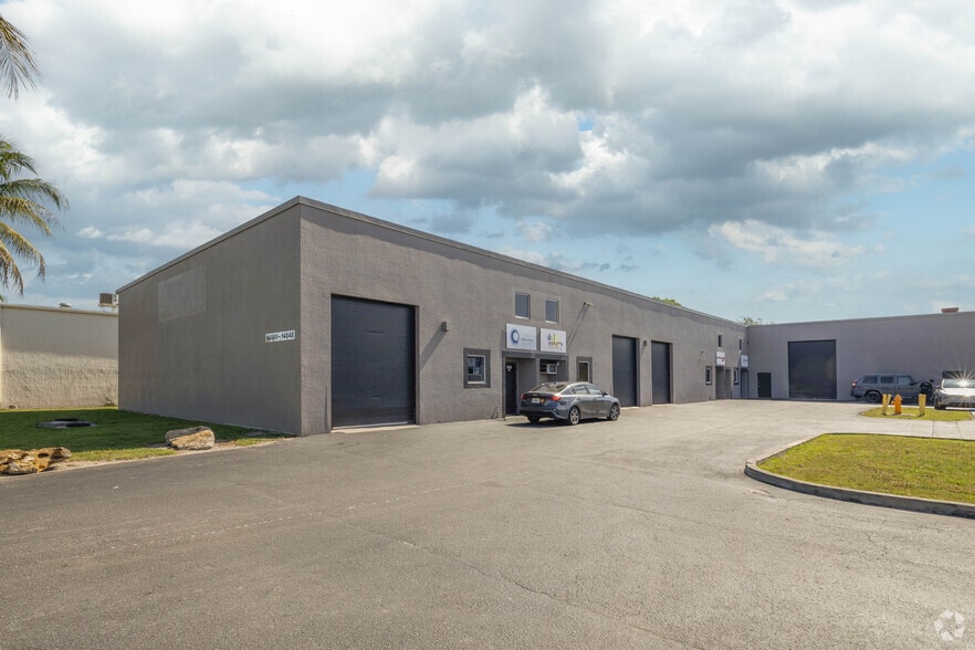 More Photos Of 14000-14048 SW 140th St, Miami Warehouse For Lease