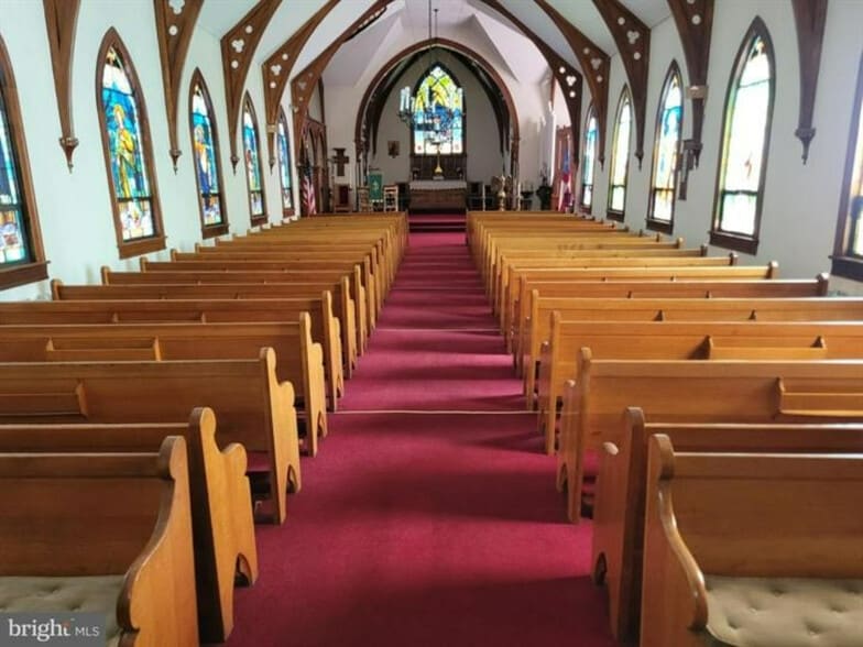 More Photos Of 120 W 4th St, Mount Carmel Religious Facility For Sale