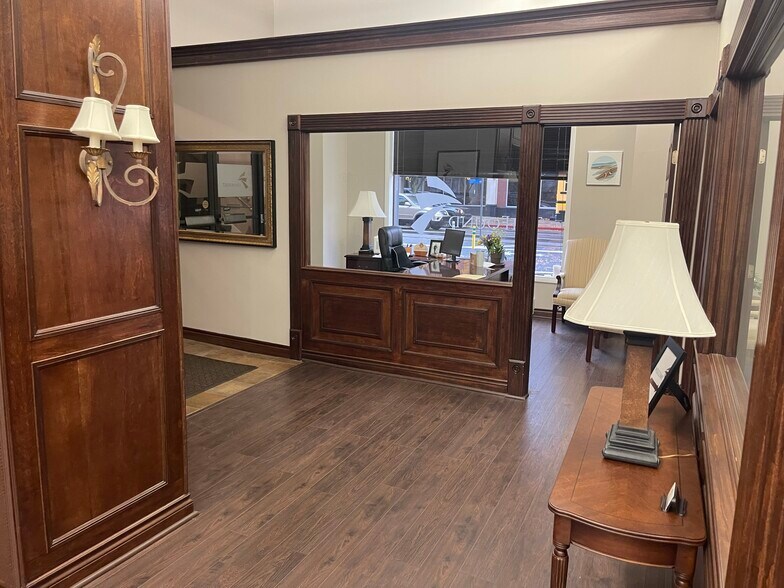 More Photos Of 107 W Michigan Ave, Kalamazoo Office For Lease