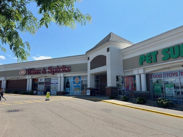 More Photos Of 3231 Southwestern Blvd, Orchard Park Unknown For Sale