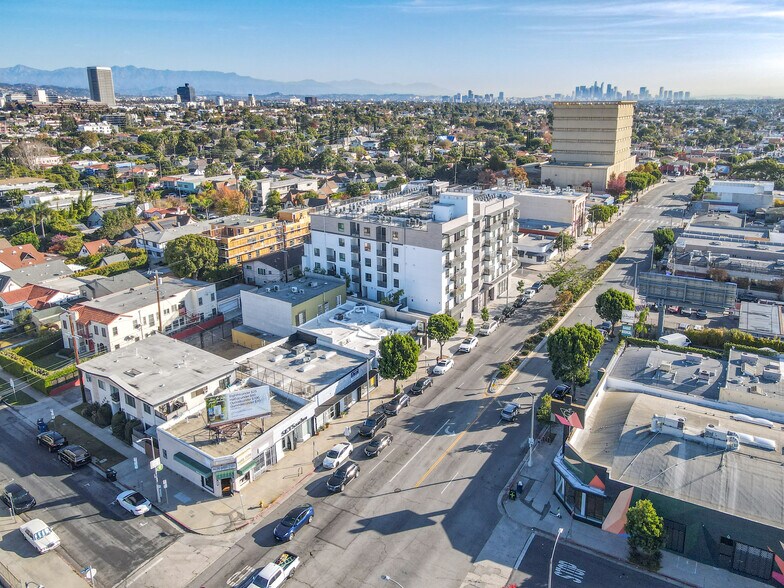 More Photos Of 5821-5823 W Pico Blvd, Los Angeles Storefront For Lease