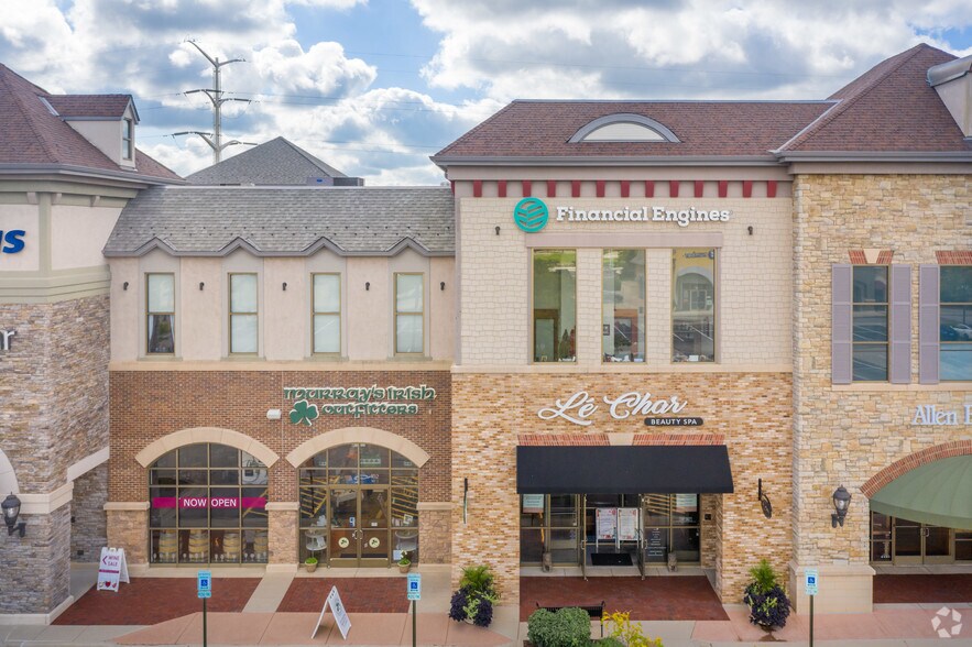 More Photos Of 3011 Butterfield Rd, Oak Brook Storefront Retail Office For Lease