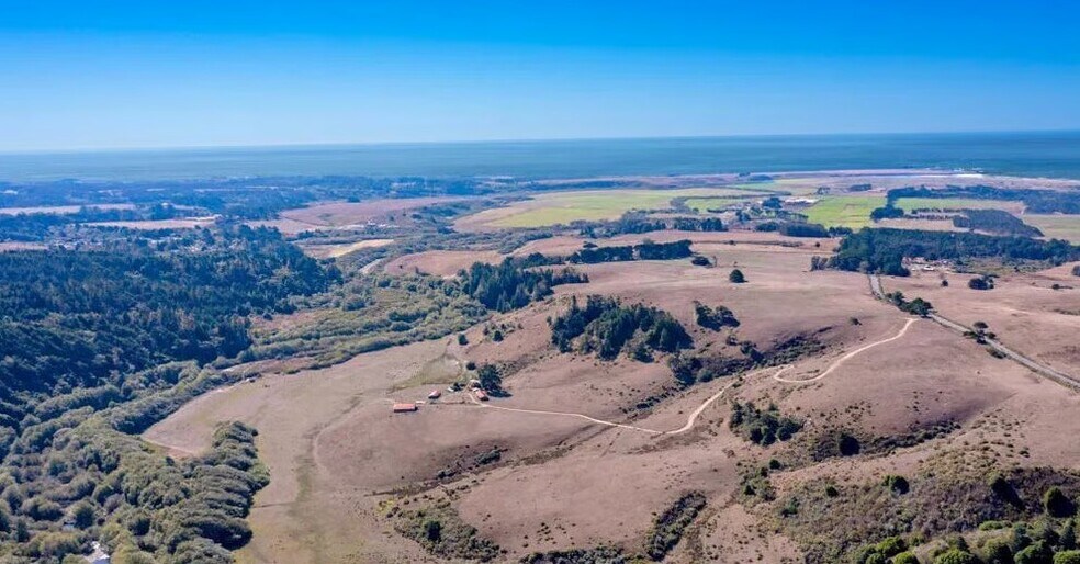 Primary Photo Of 43001 Mountain View Rd, Manchester Land For Sale