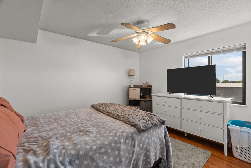 More Photos Of 8942 Eden Ave, Affton Apartments For Sale