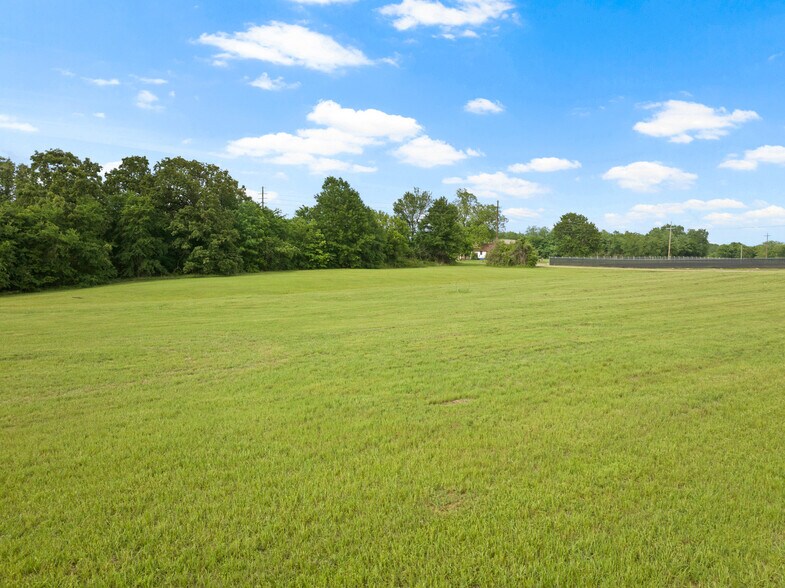 More Photos Of , Mount Pleasant Unknown For Sale