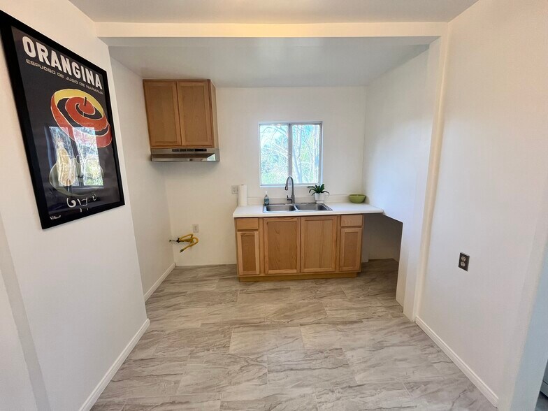 More Photos Of 2297 Glendale Blvd, Los Angeles Multifamily For Sale