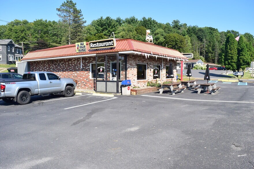 More Photos Of 1515 Port Matilda Hwy, Philipsburg General Retail For Sale