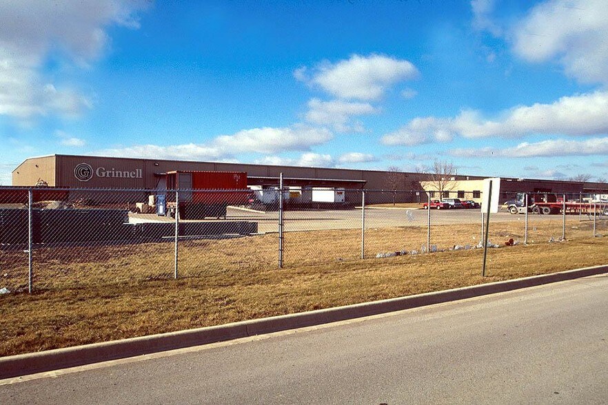 More Photos Of 750 Central Ave, University Park Distribution For Lease