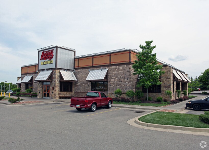 More Photos Of 2819 Centre Dr, Fairborn Storefront For Lease