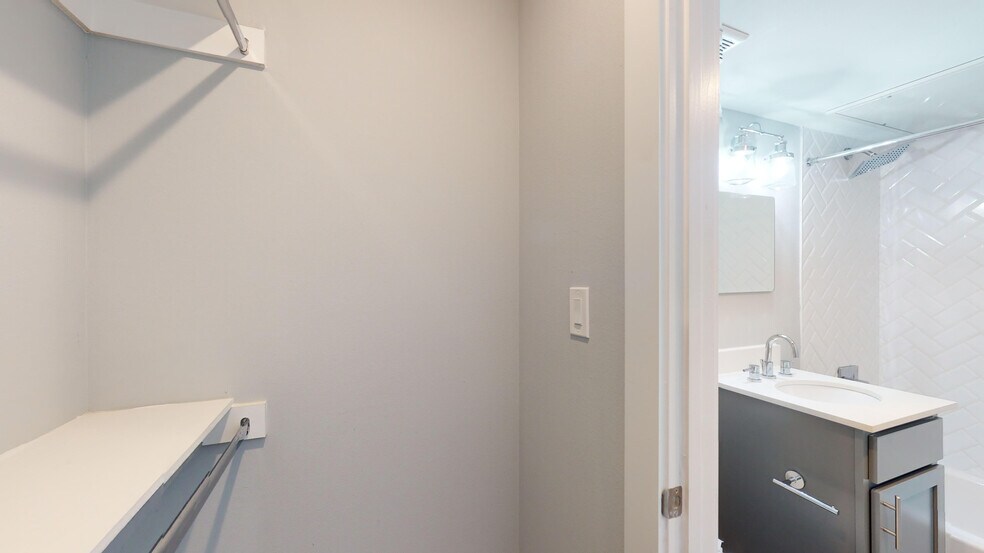 More Photos Of 4400 San Jacinto St, Dallas Multifamily For Sale