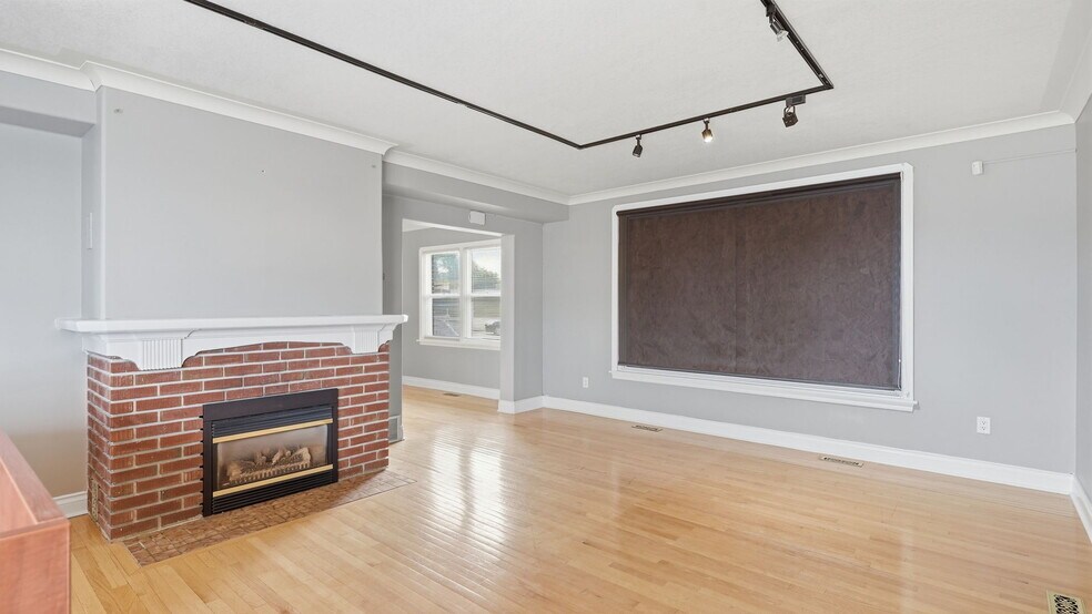 More Photos Of 191 Ordze Ave, Sherwood Park Office For Sale