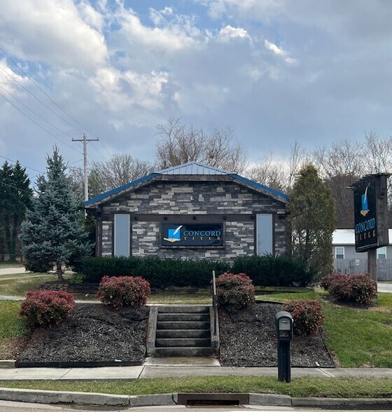 Primary Photo Of 902 W Lamar Alexander Pky, Maryville Freestanding For Lease