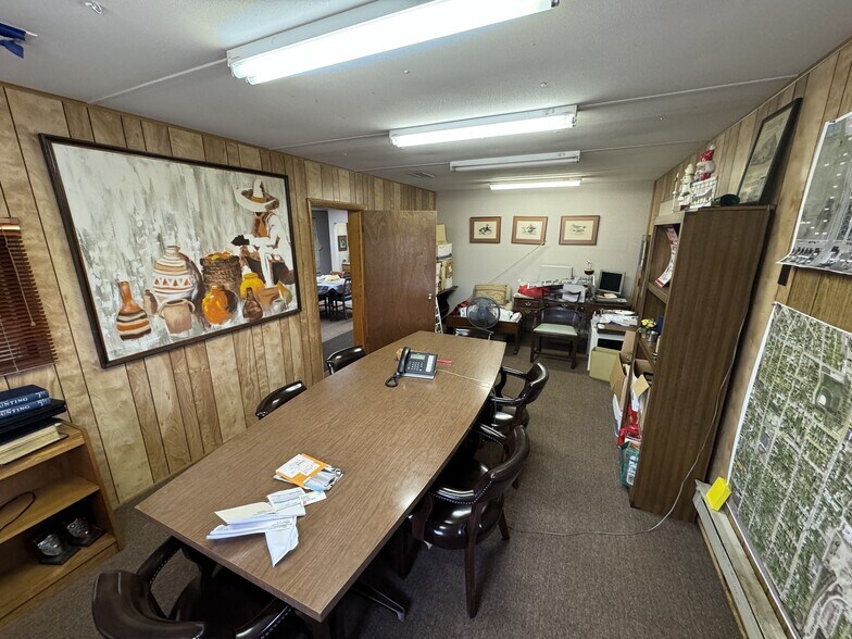 More Photos Of 905 Miami St, Akron Warehouse For Sale