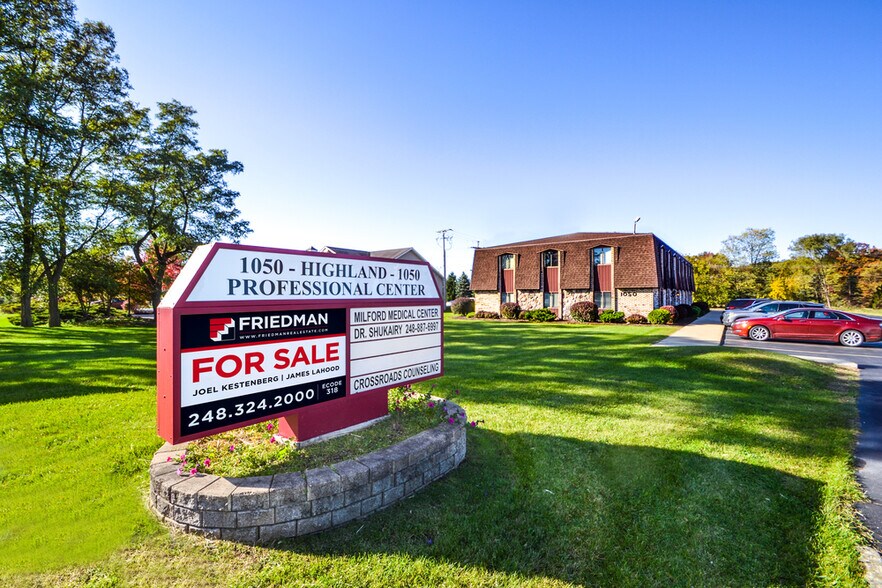 More Photos Of 1050 S Milford Rd, Highland Township Medical For Lease
