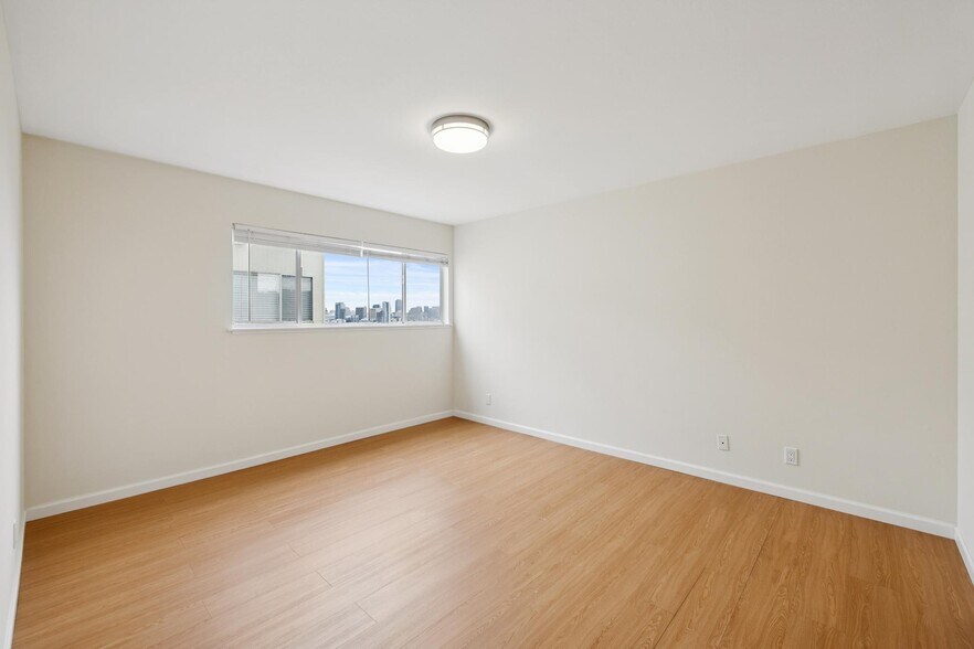 More Photos Of 237 Cumberland St, San Francisco Multifamily For Sale