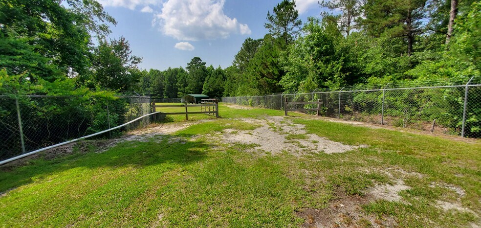 More Photos Of 2127 S Highway 501, Marion Land For Sale