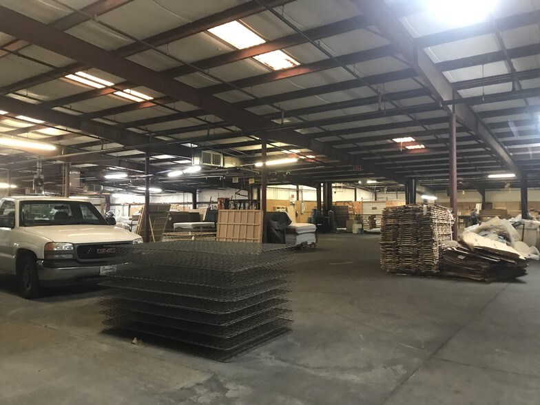 More Photos Of 225 Dunn Rd, Fayetteville Showroom For Sale