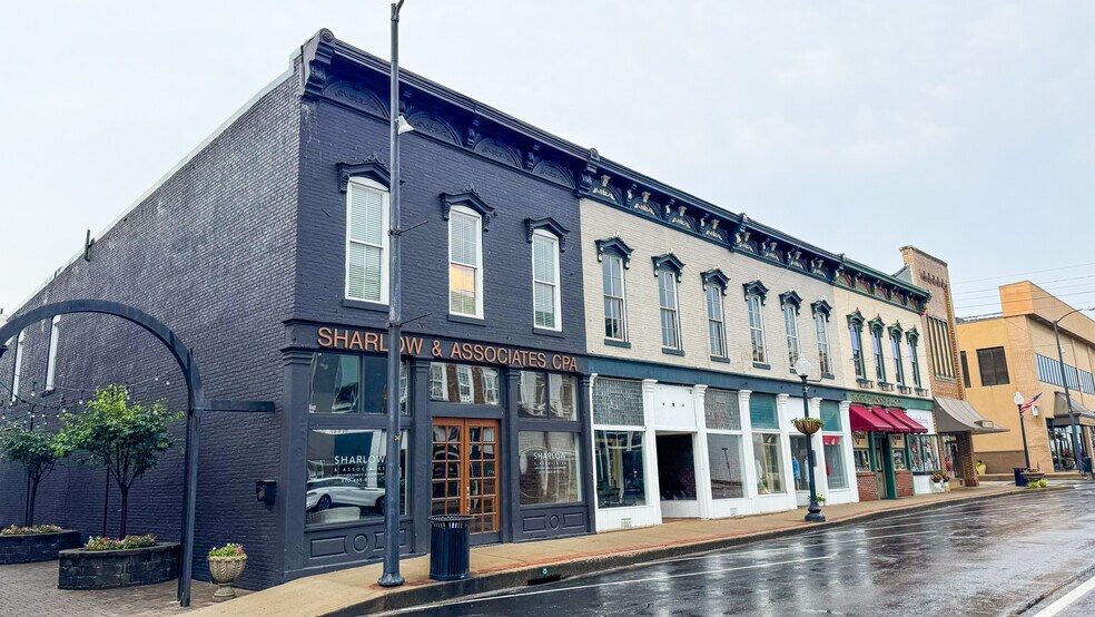 Primary Photo Of 117 E Main St, Campbellsville Storefront For Sale