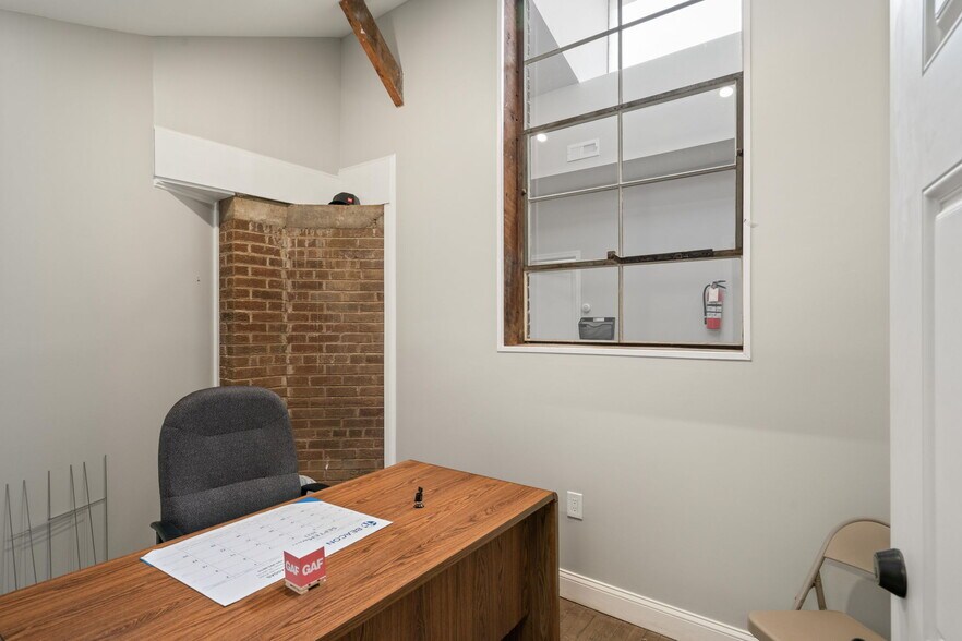 More Photos Of 101 E Marshall St, Remington Storefront Retail Office For Lease