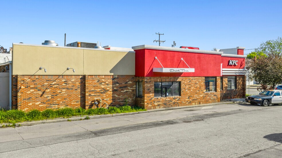 More Photos Of 1116 Parade St, Erie Fast Food For Sale