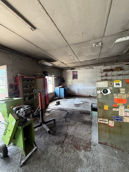 More Photos Of 276 Hamburg Tpke, Riverdale Industrial For Sale