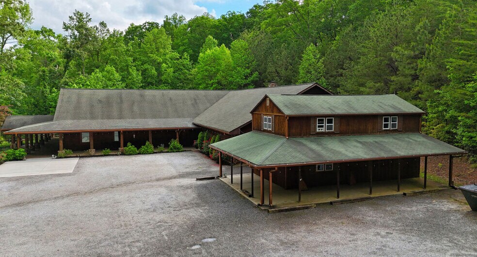 More Photos Of Cove Road, Jasper Specialty For Sale