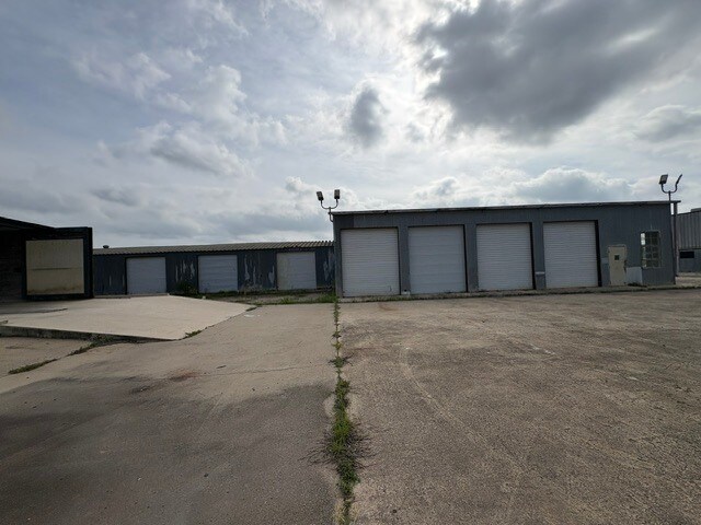 More Photos Of 1500 Simmons Ave, Jourdanton Warehouse For Sale