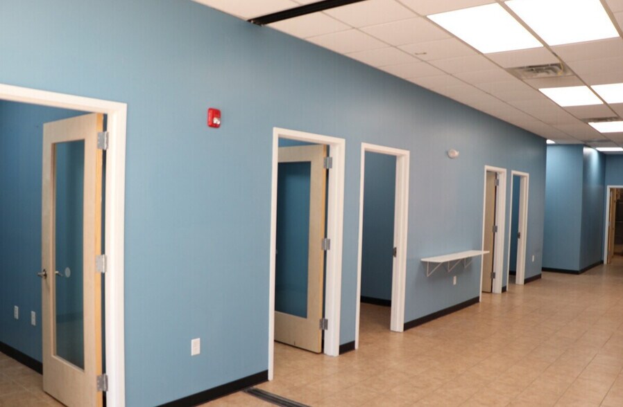 More Photos Of 24 Main St, Toms River Bank For Lease