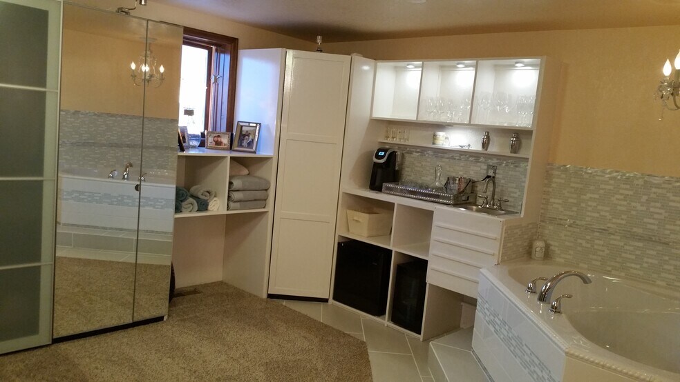 More Photos Of 1 Stevenson Rd, Laramie Specialty For Lease