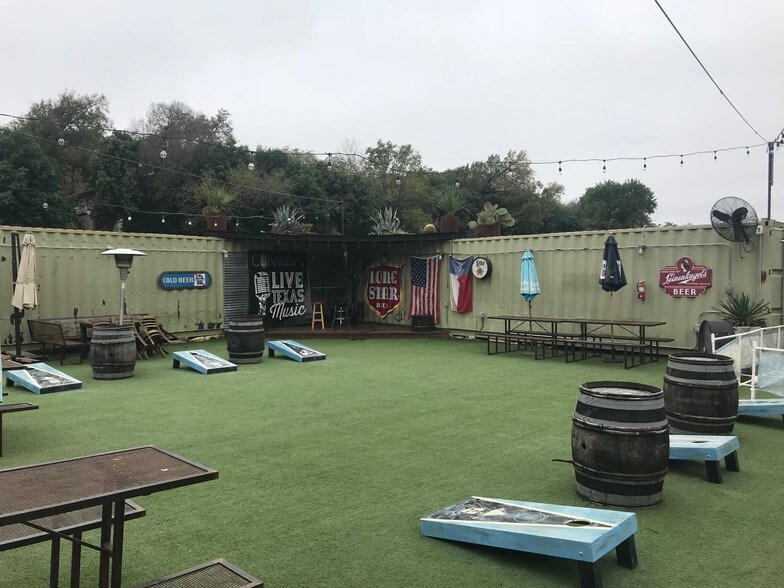 More Photos Of 262 West Jahn St, New Braunfels Restaurant For Lease