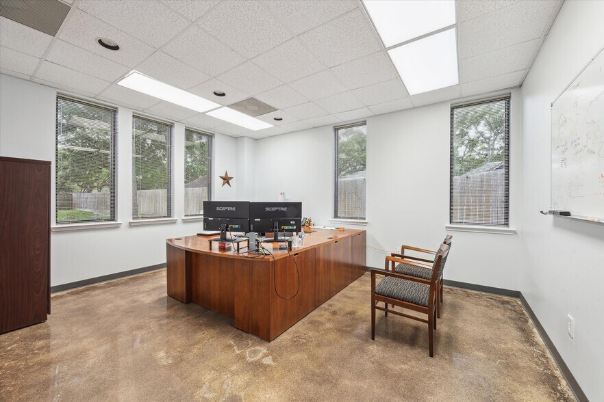 More Photos Of 718 FM 1959 Rd, Houston Medical For Sale