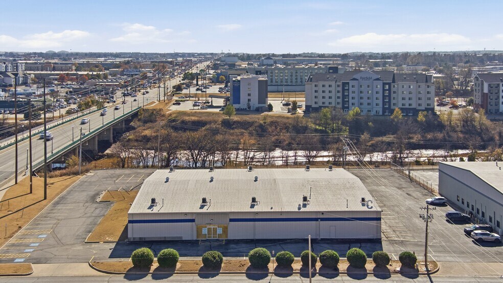 More Photos Of 1501 S Meridian Ave, Oklahoma City Industrial For Sale