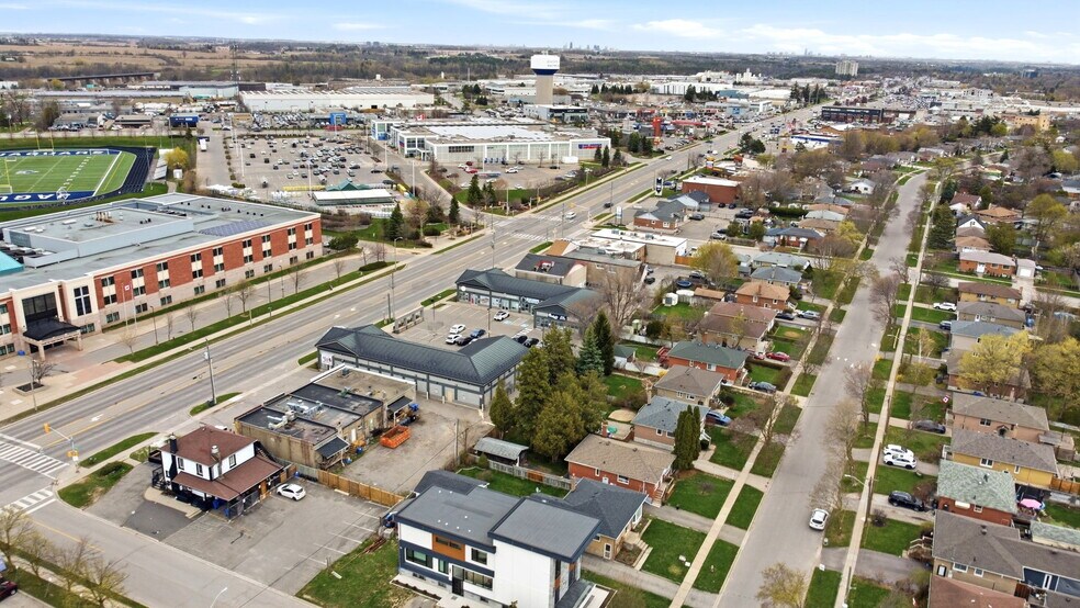 More Photos Of , Halton Hills General Retail For Sale