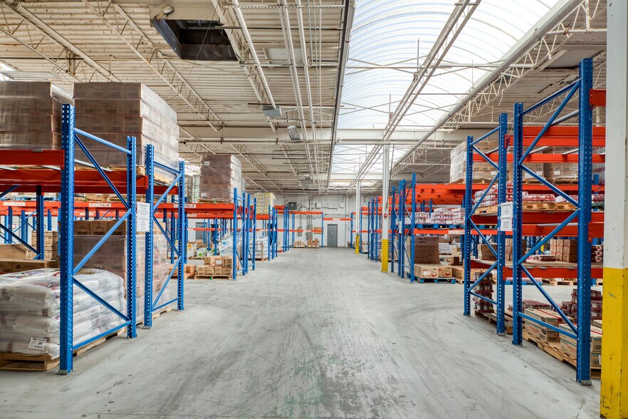 More Photos Of 3289 Montreal Industrial Way, Tucker Warehouse For Sale