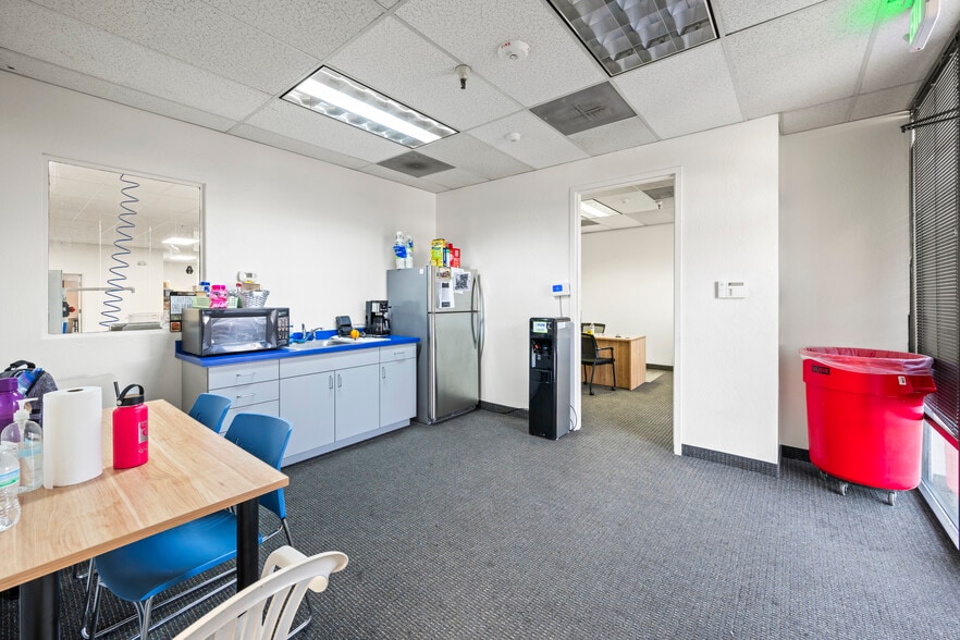 More Photos Of 945 Spice Islands Dr, Sparks Warehouse For Lease