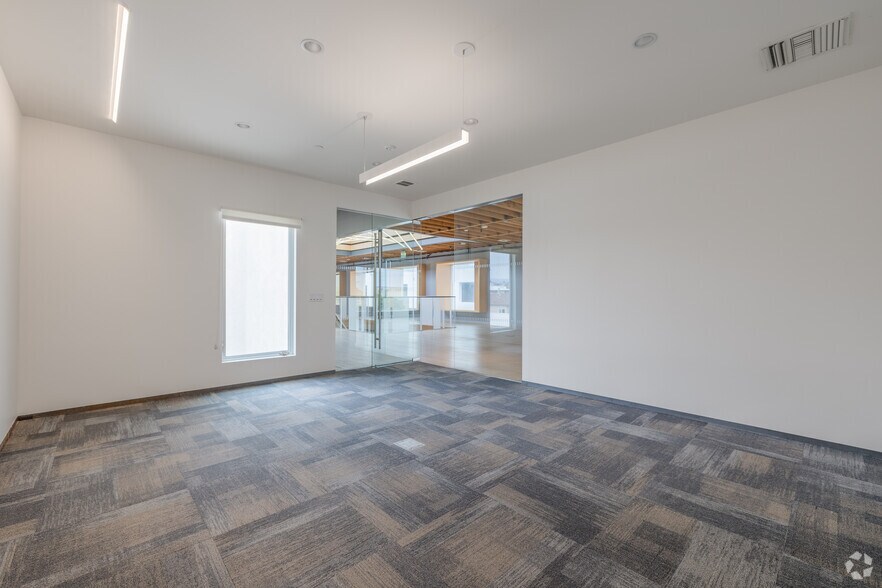 More Photos Of 3760 Motor Ave, Los Angeles Loft Creative Space For Lease