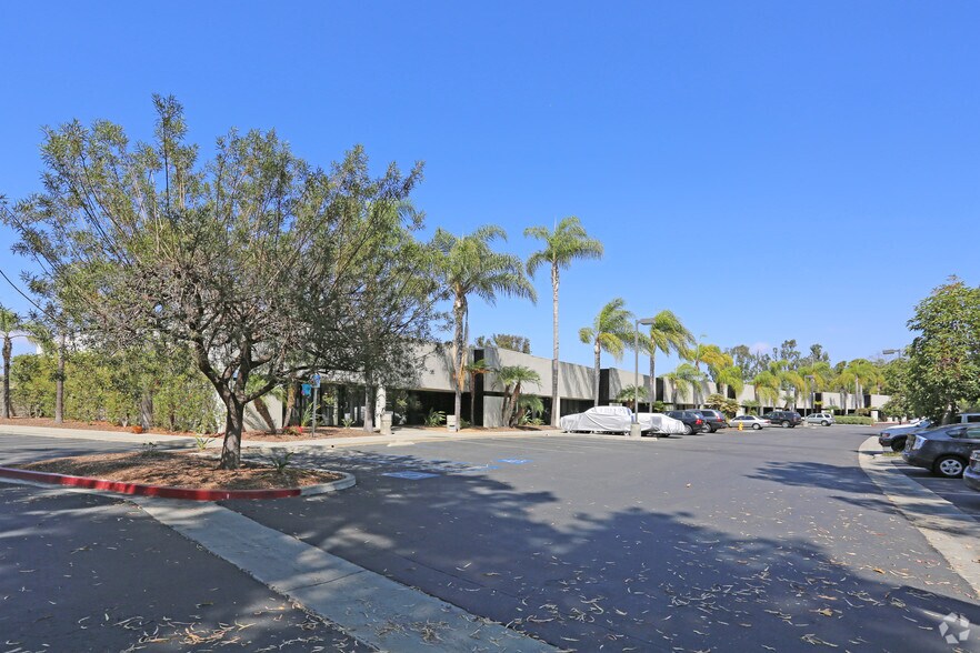 More Photos Of 4168 Avenida de la Plata, Oceanside Light Manufacturing For Lease