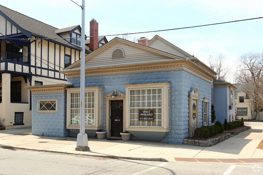 More Photos Of 17850-17854 Maumee Ave, Grosse Pointe Farms Office Residential For Lease