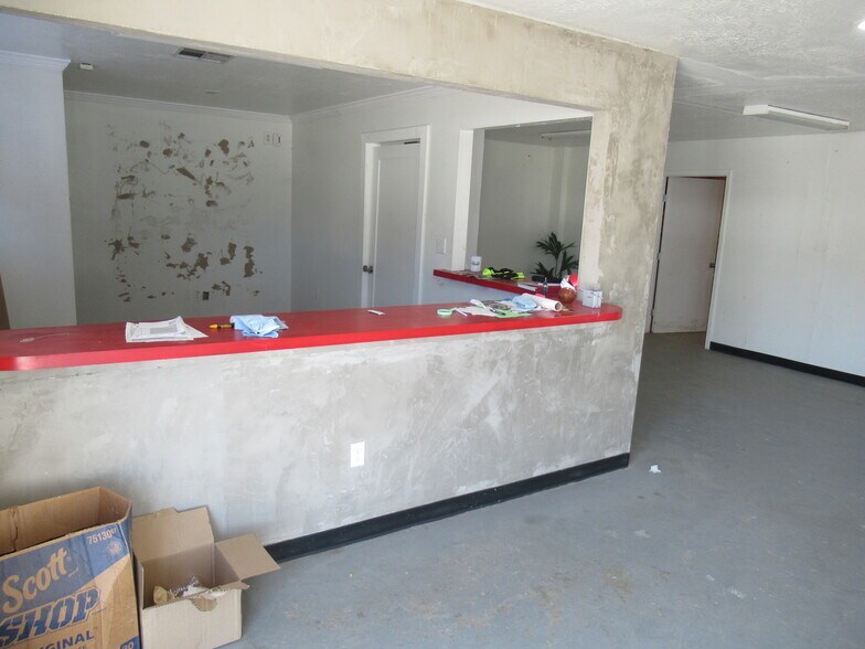 More Photos Of 26205 FM 2978, Magnolia Light Distribution For Sale