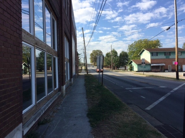 More Photos Of 2200 Glass St, Chattanooga Storefront Retail Residential For Sale