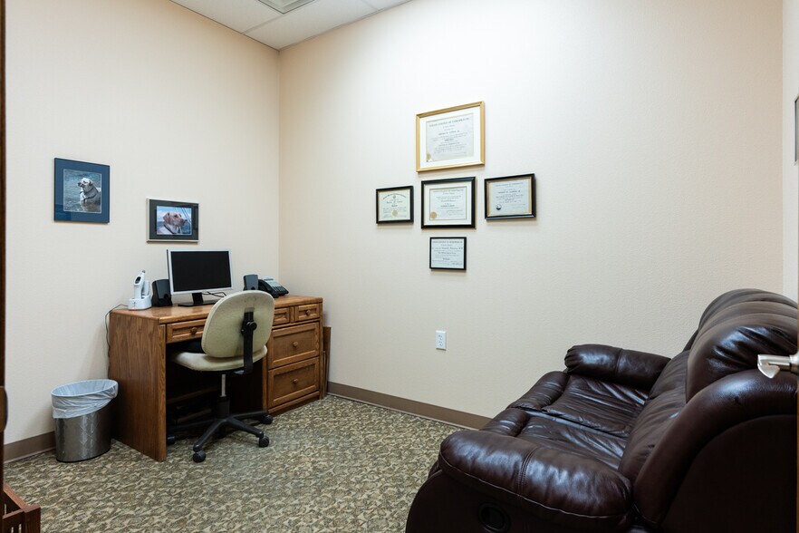 More Photos Of 2472 Patterson Rd, Grand Junction Storefront Retail Office For Sale