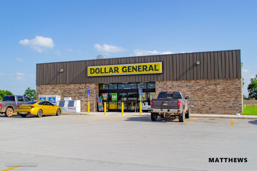 Primary Photo Of 1289 S Poseyville Rd, Midland General Retail For Sale