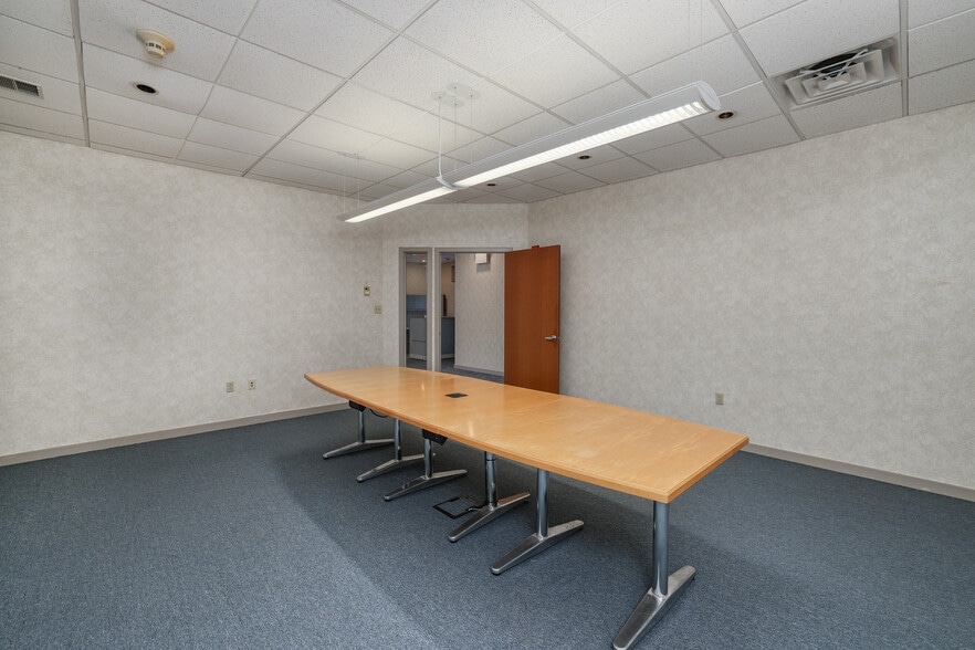 More Photos Of 3900 Mechanicsville Rd, Doylestown Medical For Sale