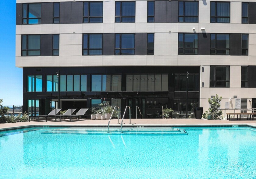 More Photos Of 219 9th Ave, Oakland Apartments For Lease