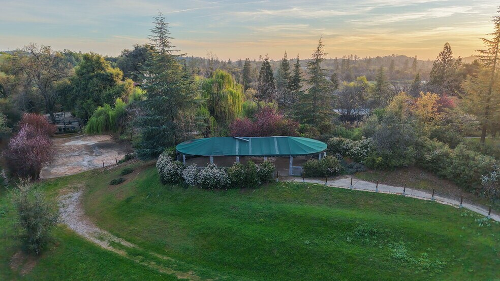 More Photos Of 21645 Parrotts Ferry Rd, Sonora Specialty For Sale