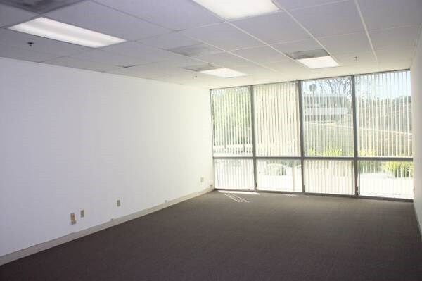 More Photos Of 741 Garden View Ct, Encinitas Medical For Lease