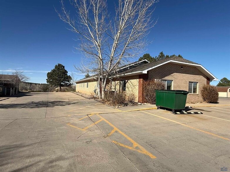 More Photos Of 4021 Range Rd, Rapid City Schools For Sale